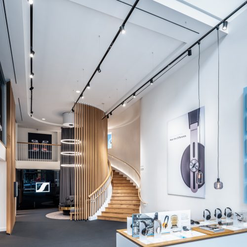 Sennheiser Shop mit Ringleuchte TheO p2da9qafckuqktwes52q9bv9kmzxz7471usvyq7l3c
